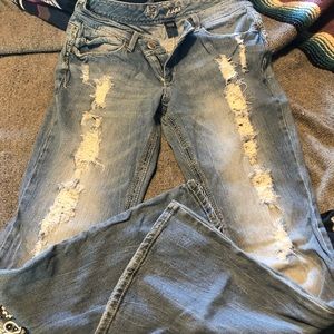 Ariya Jeans
